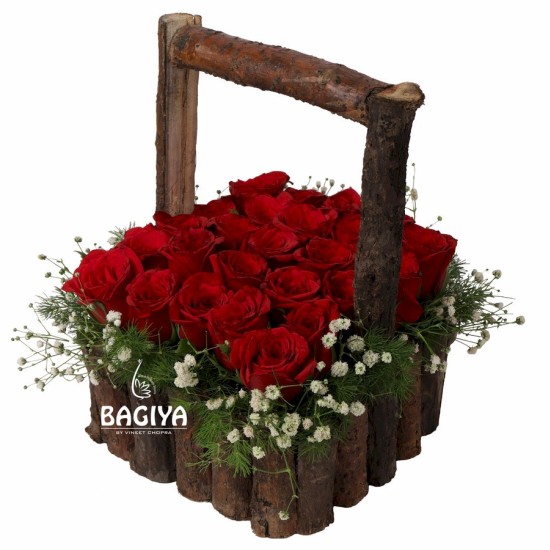 25 ROSES HANDLE BASKET